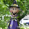 Iron Halloween Witch Figurine "Girlfriend"